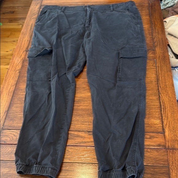 Ag Adriano Goldschmied Black SlimCargo Pants size 40×30